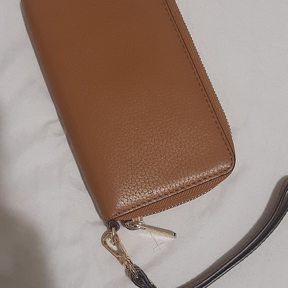 Wallet - Picture 2 of 4